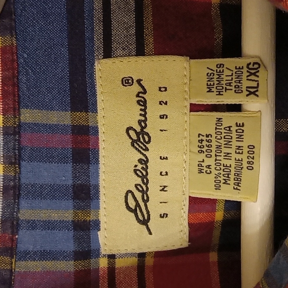 Eddie Bauer button up short sleeve shirt - Picture 2 of 4